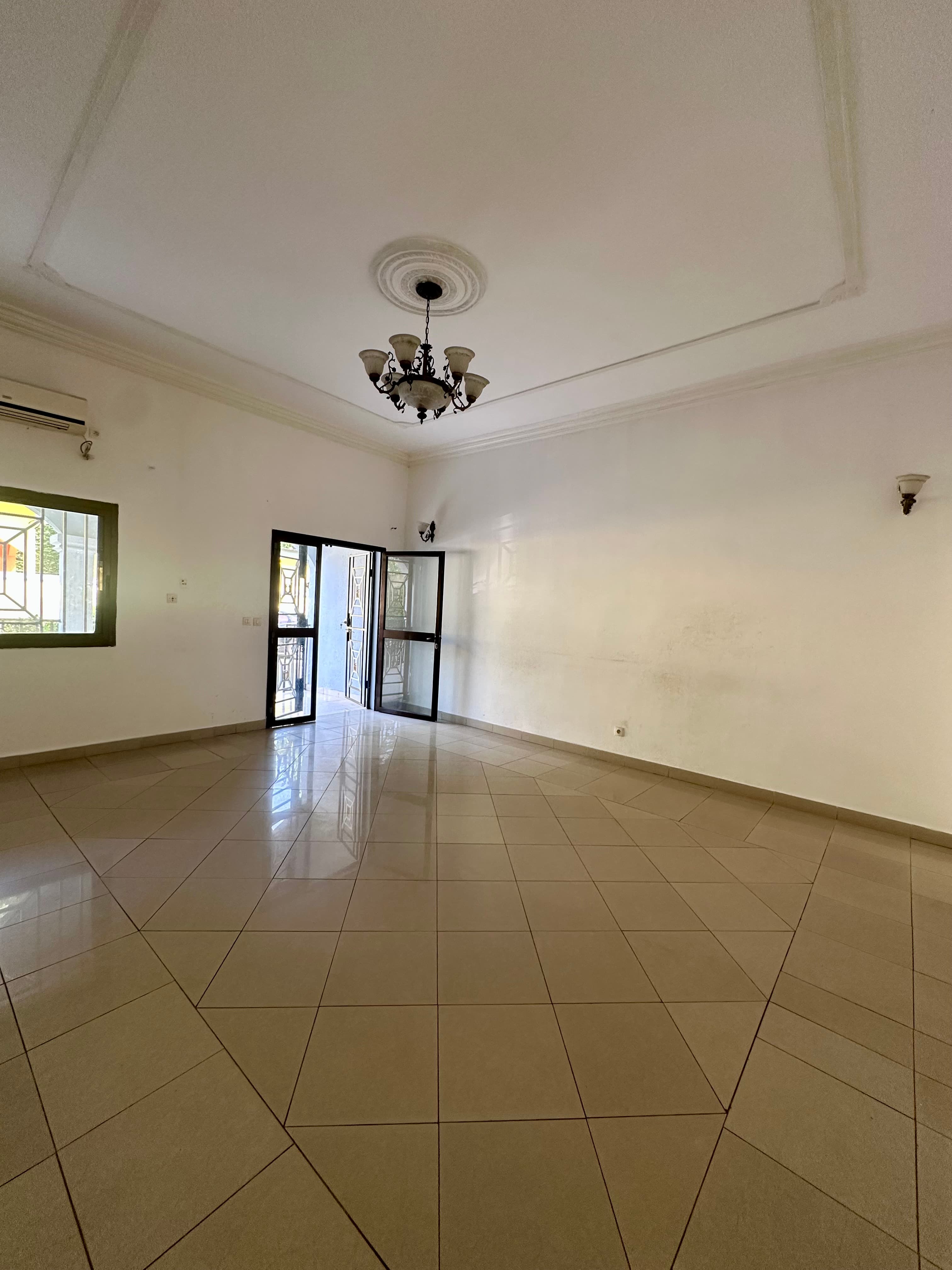 APPARTEMENT À LOUER À OKALA - view 4