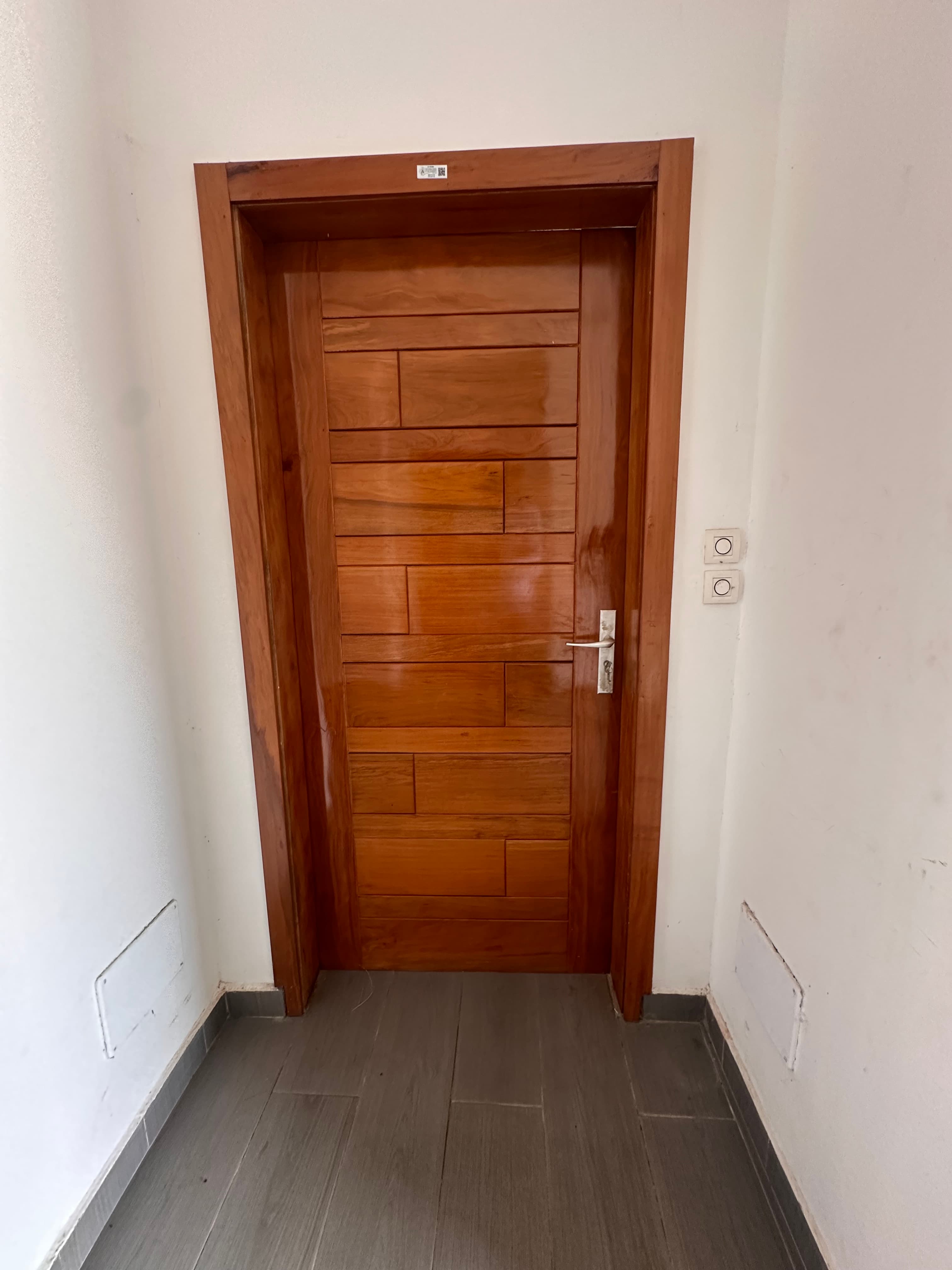 APPARTEMENT A LOUER A ANGONDJE - image 1