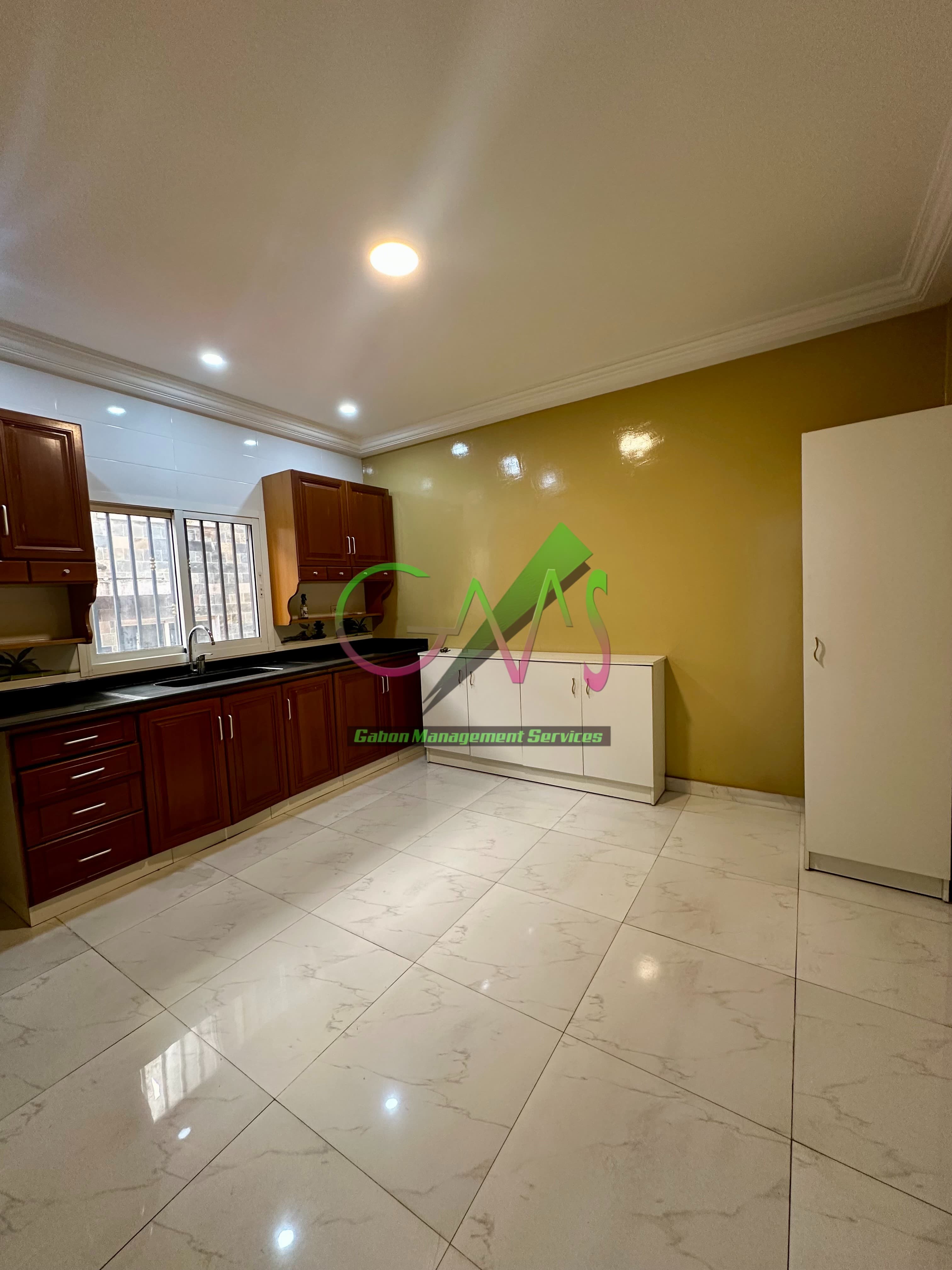 ESPACE COMMERCIAL A LOUER - view 4